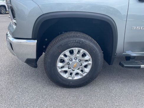 Used 2024 Chevrolet Silverado 3500 LTZ w/ LTZ Plus Package image 7