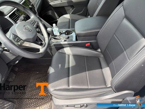 Used 2023 Volkswagen Atlas Cross Sport SE w/ Panoramic Sunroof Package AWD/4WD image 13