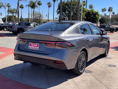 New 2026 Nissan Sentra SV image 7