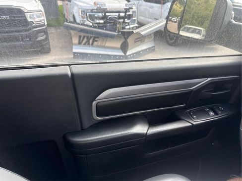 Used 2021 RAM 3500 Tradesman AWD/4WD image 18