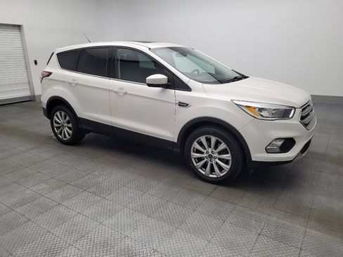 Used 2017 Ford Escape SE image 11