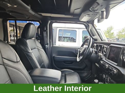 Used 2022 Jeep Wrangler Unlimited Sahara AWD/4WD image 10