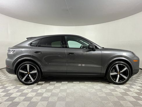 Used 2024 Porsche Cayenne Coupe image 5