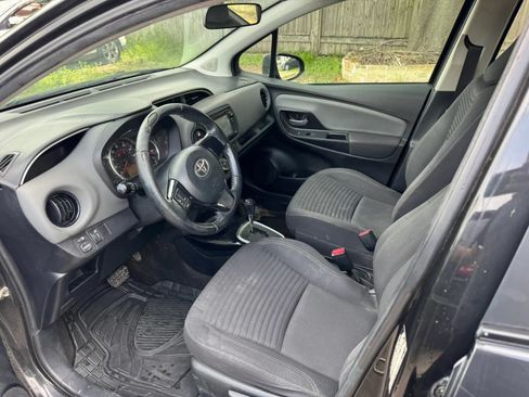 Used 2015 Toyota Yaris SE FWD image 15