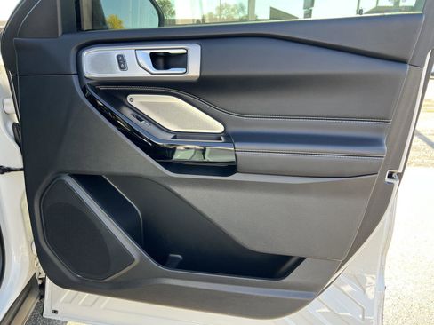 Used 2021 Ford Explorer ST w/ Equipment Group 401A image 19