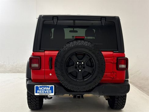 Used 2019 Jeep Wrangler Unlimited Sport S image 8