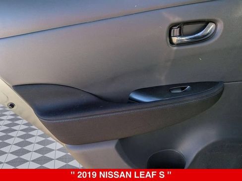 Used 2019 Nissan Leaf S w/ S Charge Package FWD image 26