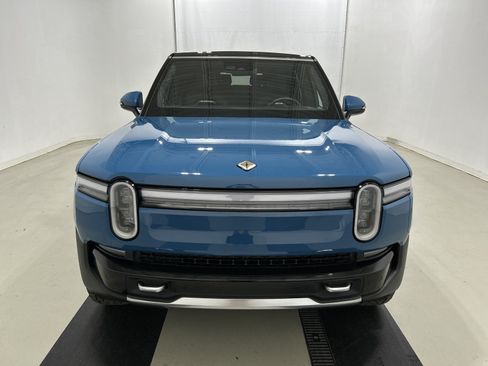 Used 2025 Rivian R1S Adventure AWD/4WD image 8