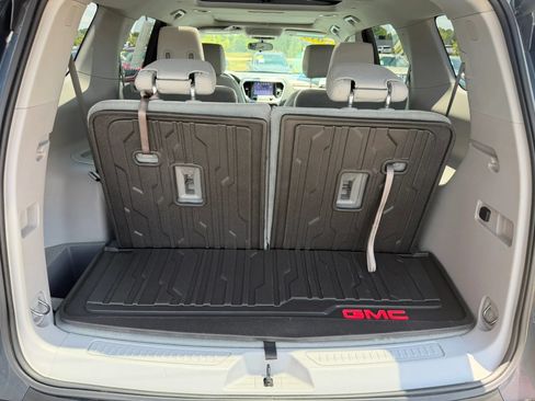 Used 2019 GMC Acadia SLE w/ Driver Alert Package I AWD/4WD image 14