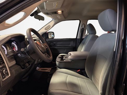 Used 2018 RAM 1500 Express w/ Express Value Package image 12