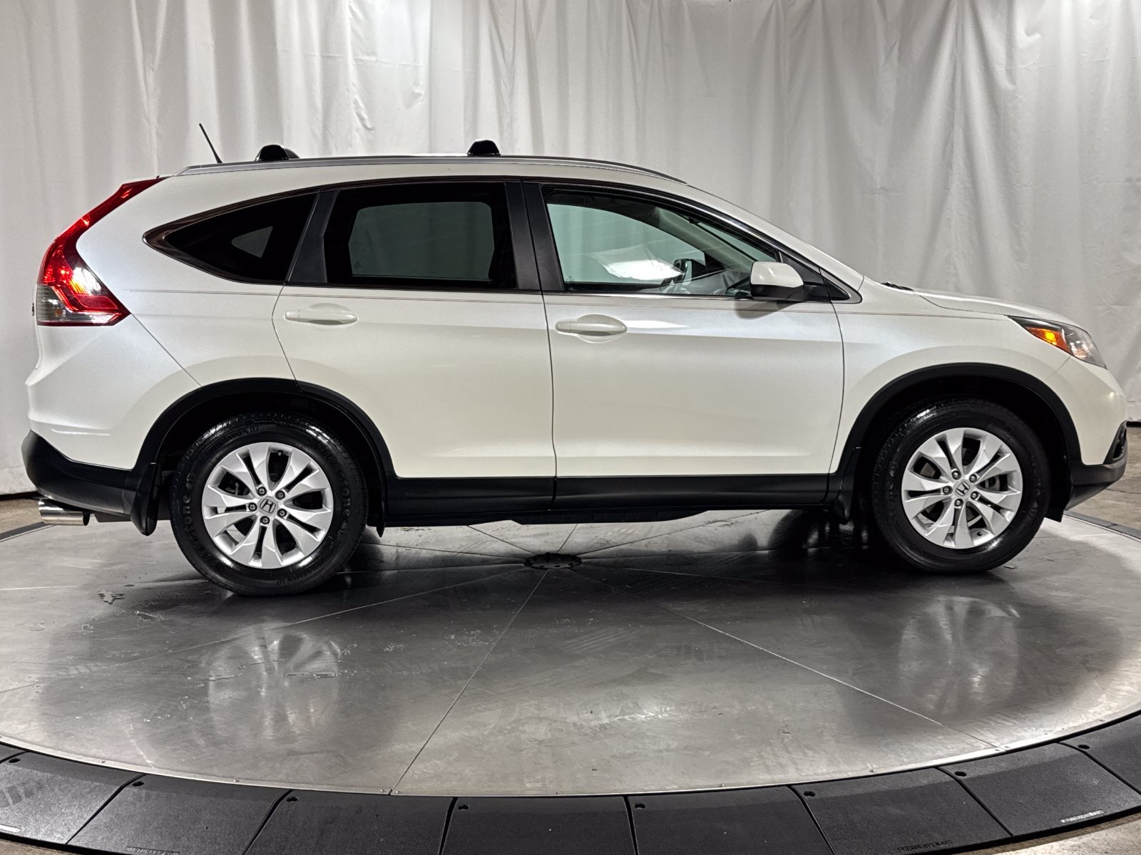 Used 2014 Honda CR-V EX-L image 6