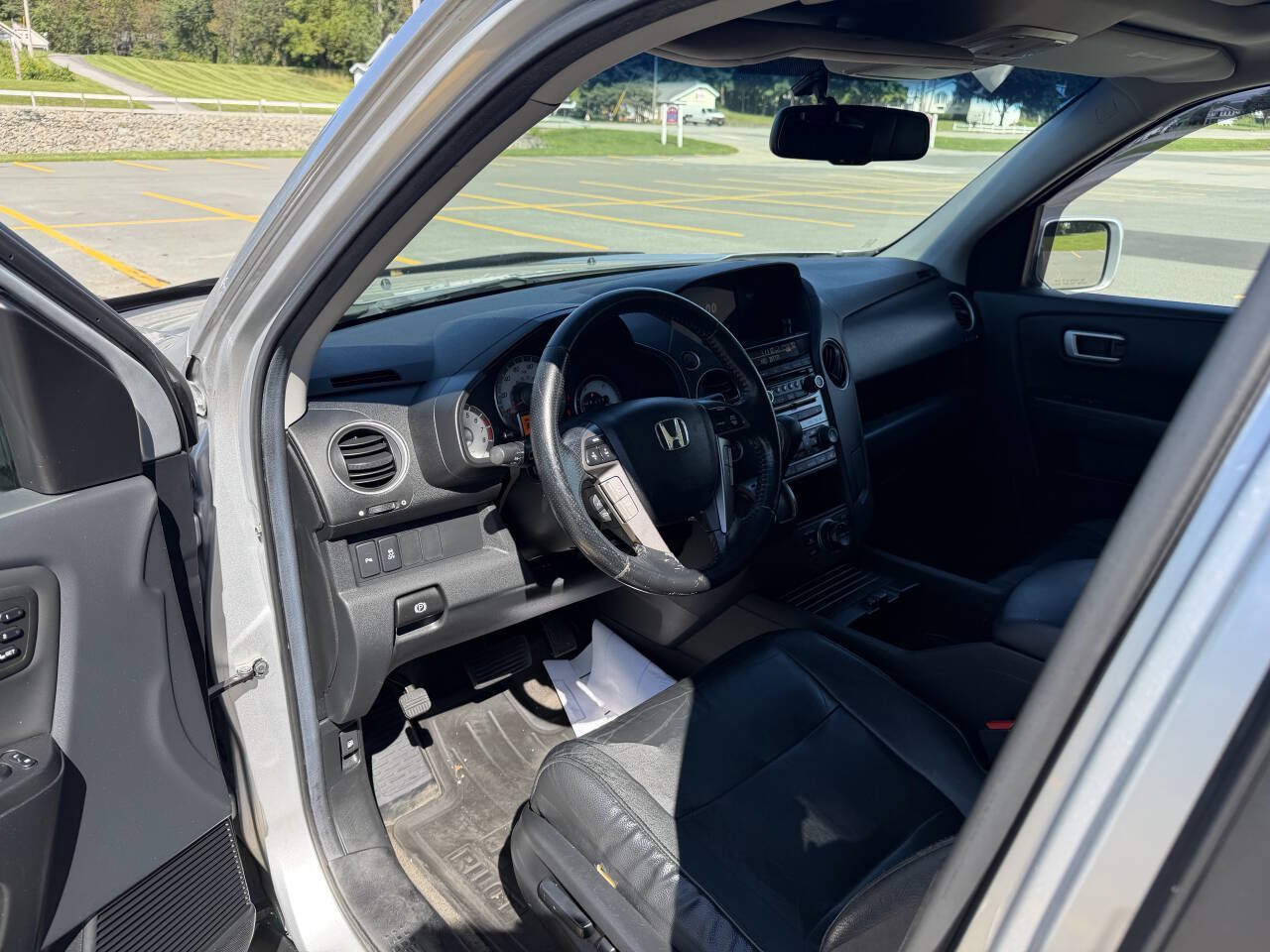 Used 2012 Honda Pilot Touring image 12