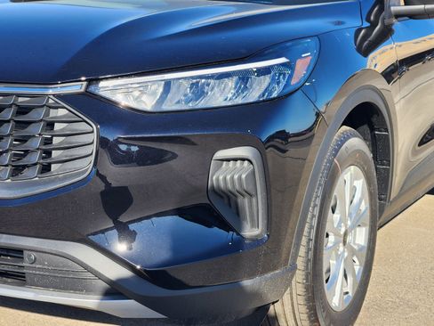New 2026 Ford Escape Active image 10