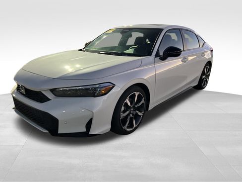 Used 2025 Honda Civic Sport Touring image 9