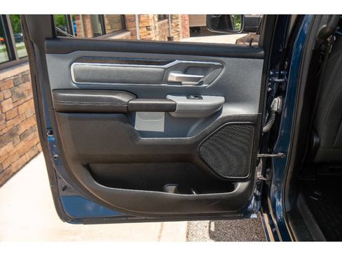 Used 2022 RAM 1500 Big Horn AWD/4WD image 18