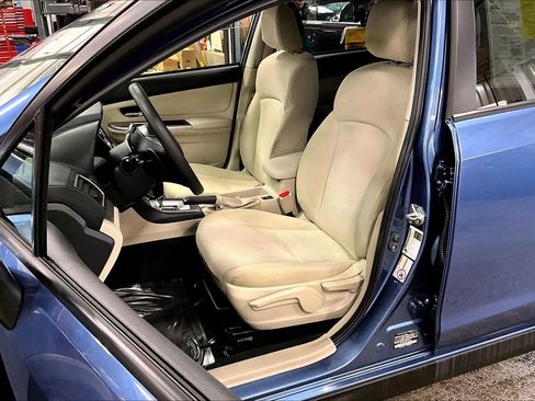 Used 2015 Subaru Crosstrek 2.0i Premium image 8