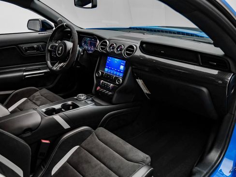 Used 2022 Ford Mustang Shelby GT500 w/ Carbon Fiber Track Pack image 55