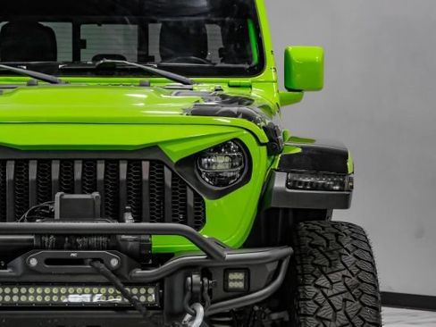 Used 2021 Jeep Gladiator Rubicon w/ LED Lighting Group AWD/4WD image 47