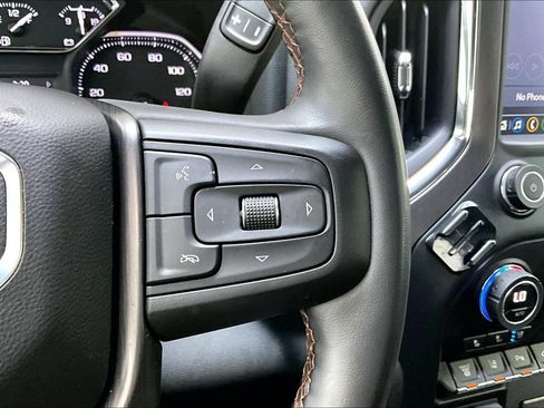 Used 2023 GMC Sierra 3500 AT4 w/ AT4 Preferred Package AWD/4WD image 14