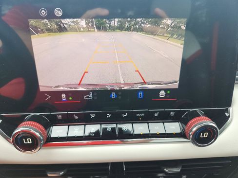 New 2025 GMC Canyon AT4 w/ AT4X Package image 13