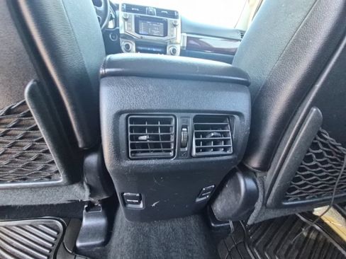 Used 2016 Toyota 4Runner Limited AWD/4WD image 36