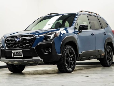 Used 2025 Subaru Forester Wilderness w/ Wilderness Package image 4