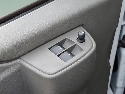 Used 2023 Chevrolet Express 3500 LS image 23