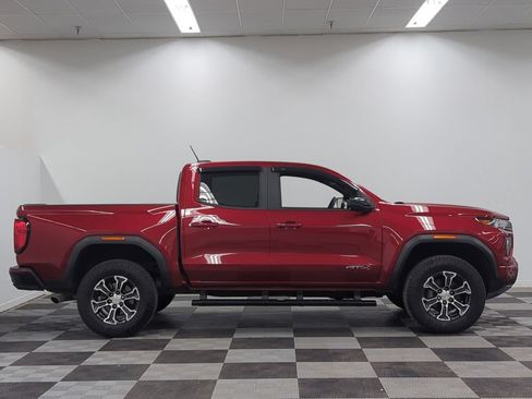 Used 2023 GMC Canyon AT4 w/ AT4 Premium Package AWD/4WD image 8