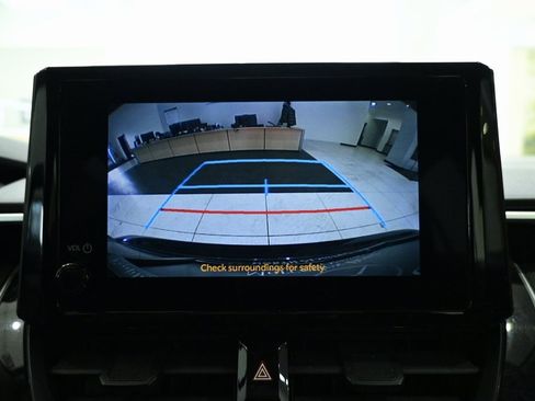 Used 2023 Toyota Corolla LE image 20