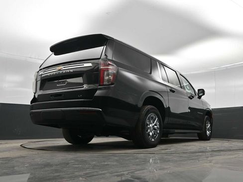 Used 2024 Chevrolet Suburban LT image 42