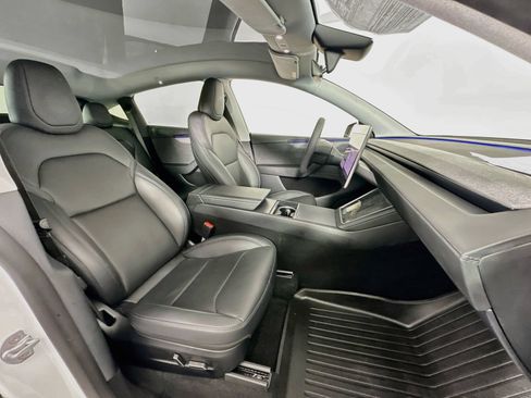 Used 2026 Tesla Model Y AWD image 28