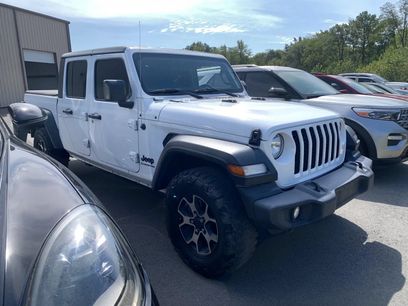 Used 2021 Jeep Gladiator Sport w/ Trailer Tow Package