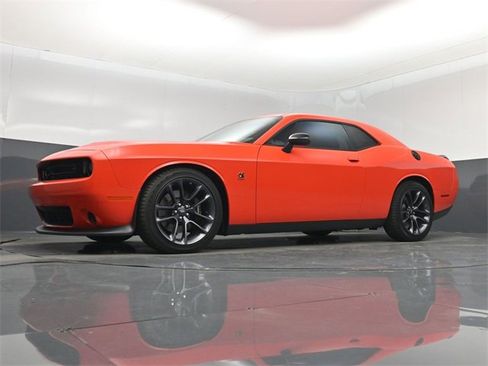 Used 2023 Dodge Challenger R/T Scat Pack w/ Plus Package image 38