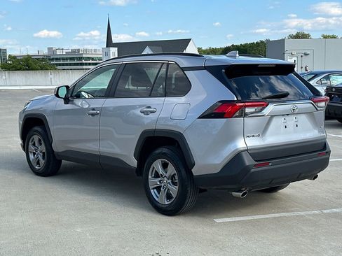 Used 2024 Toyota RAV4 XLE FWD image 3