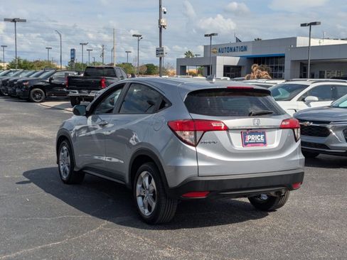 Used 2022 Honda HR-V LX image 8
