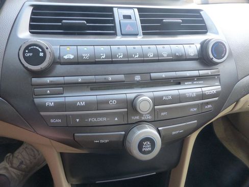 Used 2009 Honda Accord LX image 22