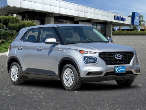 New 2026 Hyundai Venue SE FWD image 9