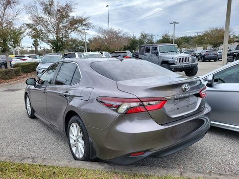 Used 2023 Toyota Camry LE image 18