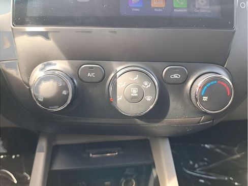 Used 2016 Kia Forte LX FWD image 17