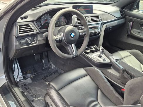 Used 2020 BMW M4 CS w/ Executive Package RWD image 8