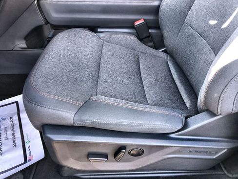 Used 2025 Ford Expedition Active image 12