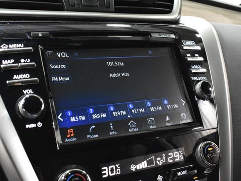 Used 2018 Nissan Murano Platinum image 15