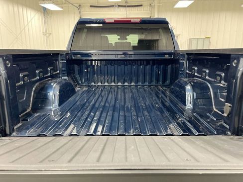 Used 2023 Chevrolet Silverado 1500 Custom AWD/4WD image 23