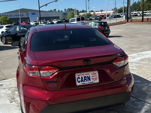 Used 2024 Toyota Corolla LE image 5