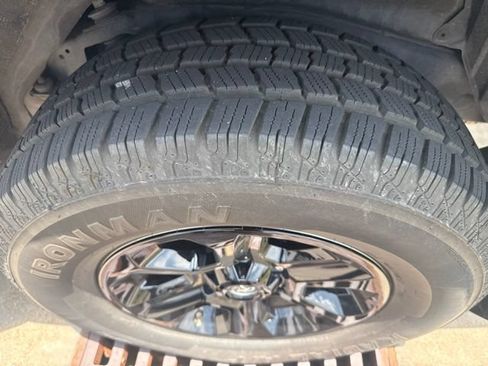 Used 2016 Toyota 4Runner SR5 RWD image 10