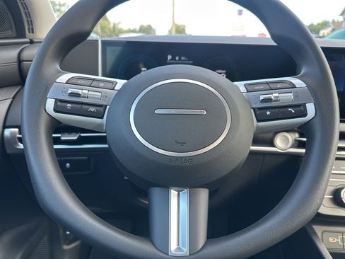 New 2026 Hyundai Tucson SE image 17