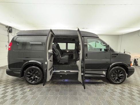 New 2025 GMC Savana 2500 Explorer Limited SE image 6