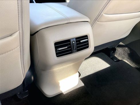 Certified 2017 Honda Accord EX-L image 28