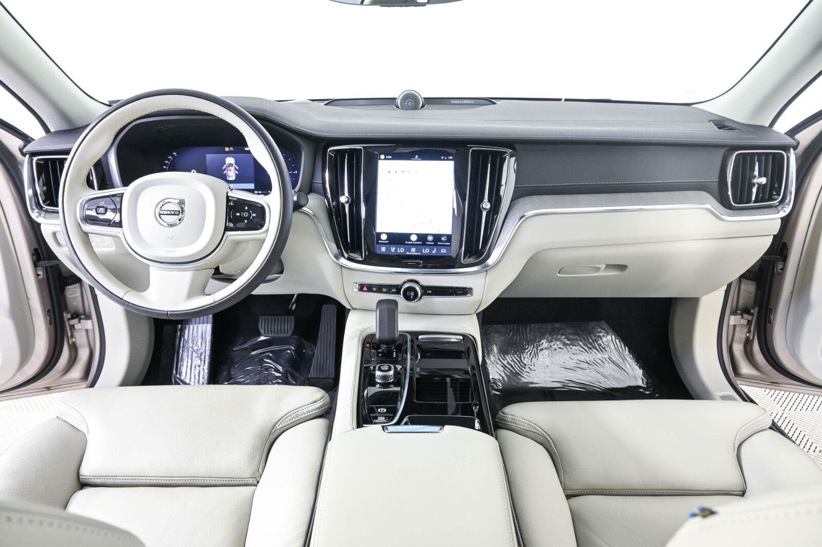 Certified 2024 Volvo S60 T8 Ultimate w/ Climate Package AWD/4WD image 18