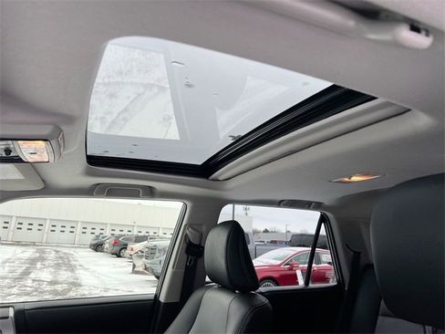 Used 2023 Toyota 4Runner SR5 Premium w/ Moonroof Package image 19